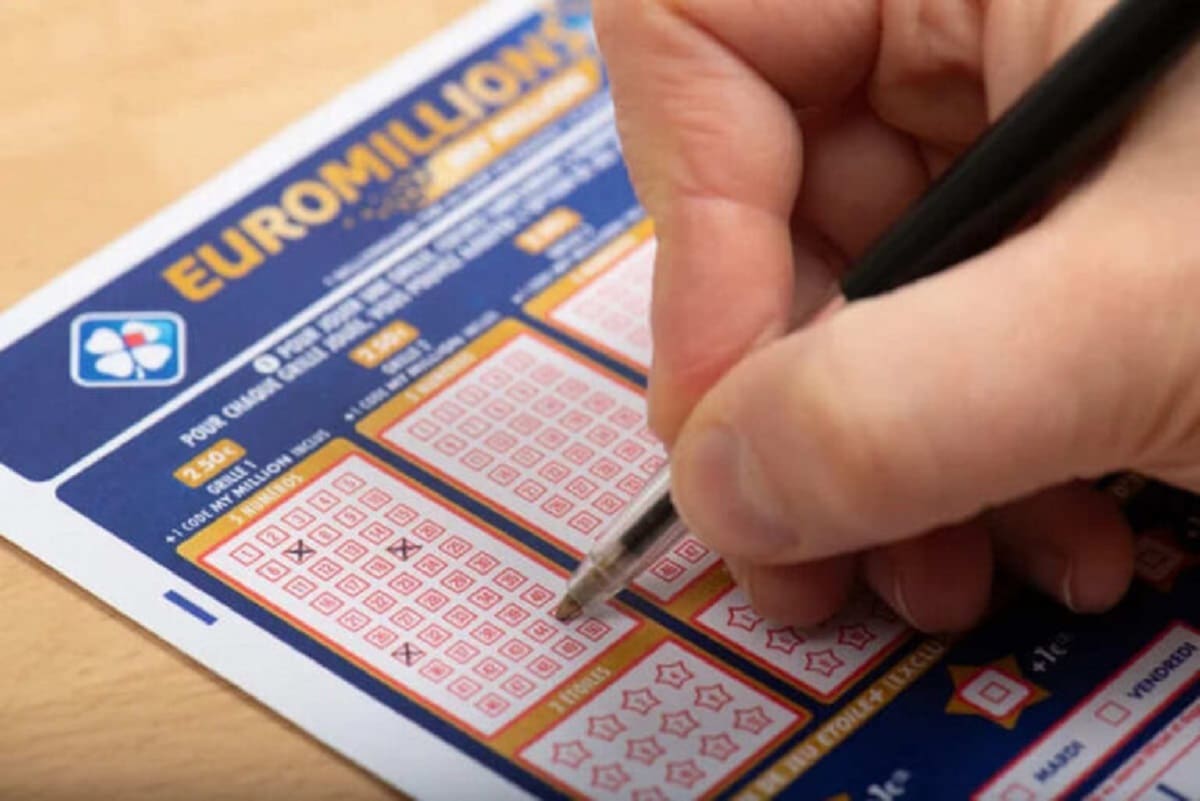 Una coppia vince 205 milioni di euro
