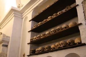 Quante mummie ci sono nelle catacombe di Palermo?