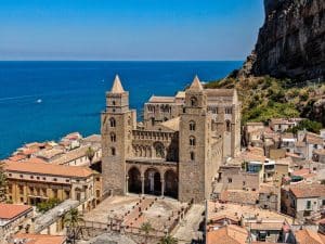 La Cattedrale di Cefalù, alla scoperta di un capolavoro della Sicilia arabo-normanna