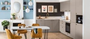 Espandi la tua cucina con l'aggiunta di uno specchio