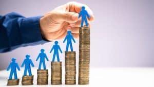 Lavori da 5000 euro al mese all’inizio della carriera