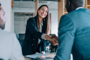 Cosa fa un agente immobiliare alle prime armi?