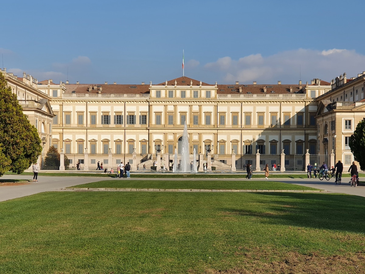 Quante stanze ha la Villa Reale di Monza?