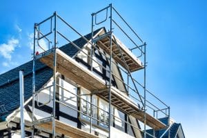 rifacimento della facciata di una casa