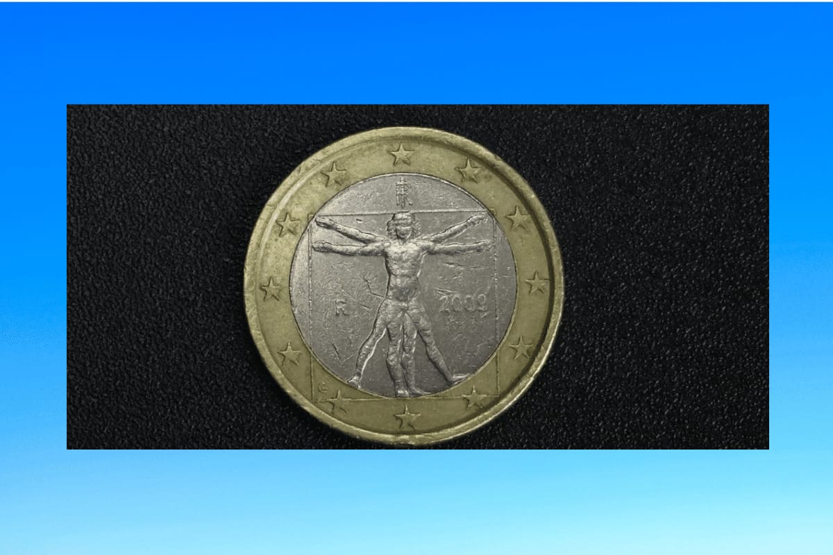 semplice moneta da 1 euro con l'Uomo di Vitruvio