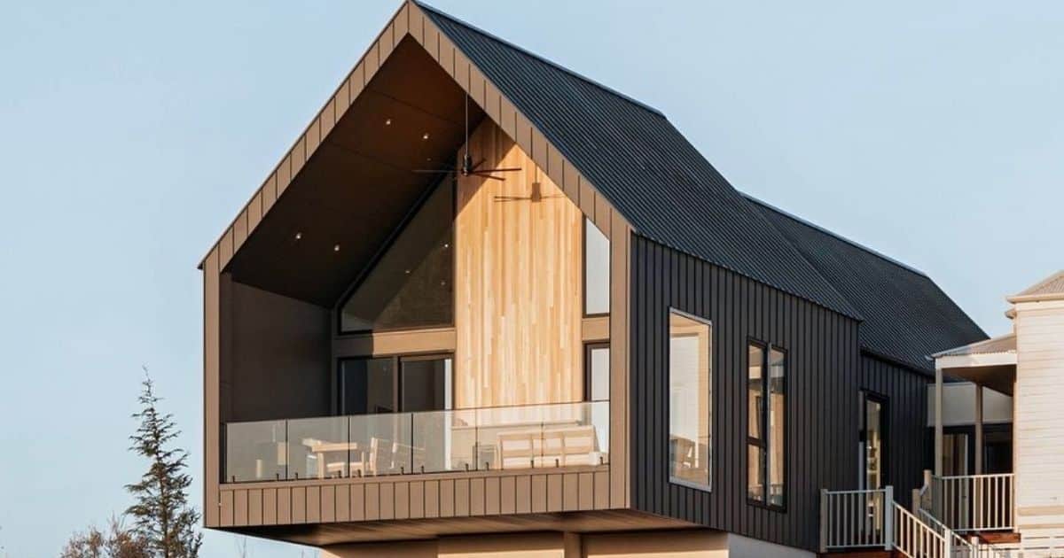 Una coppia vince una casa da sogno e scopre una realtà deludente