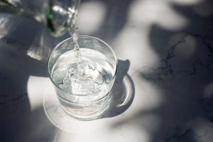Un bicchiere d'acqua contro i ladri