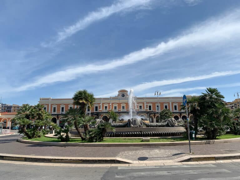 Tutto sulla Stazione di Bari Centrale
