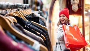 Colosso dell’abbigliamento chiude i battenti in tutta Europa