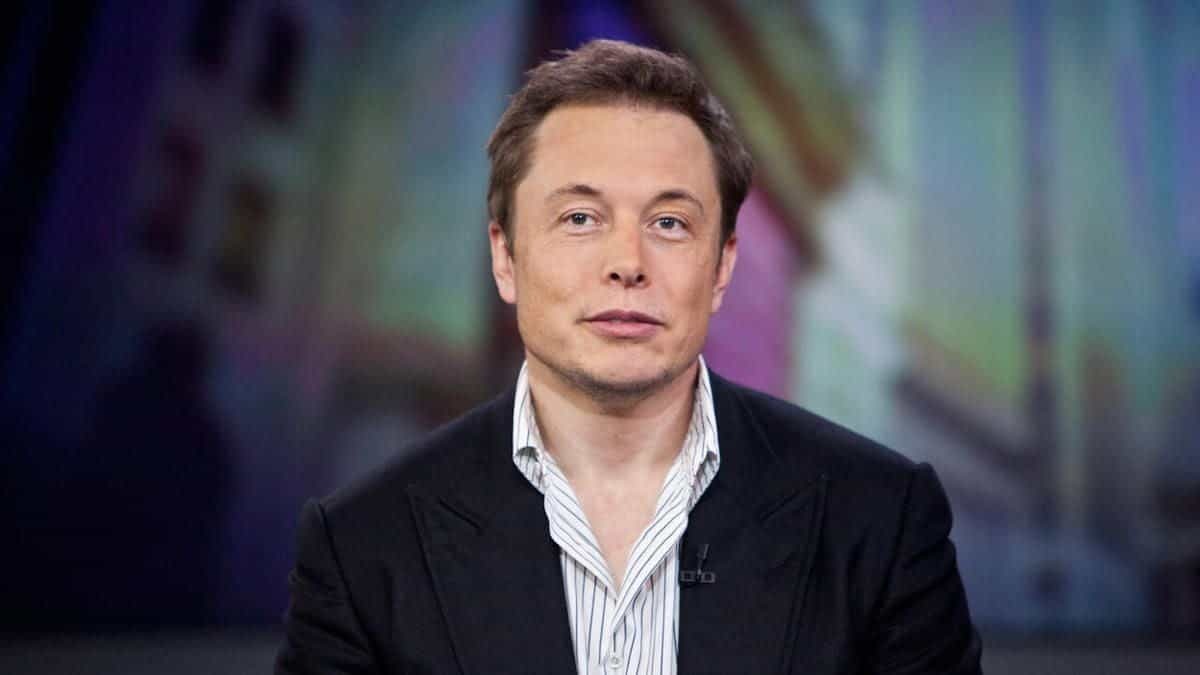 Elon Musk rivela il suo enigma preferito che ama proporre durante i colloqui di lavoro