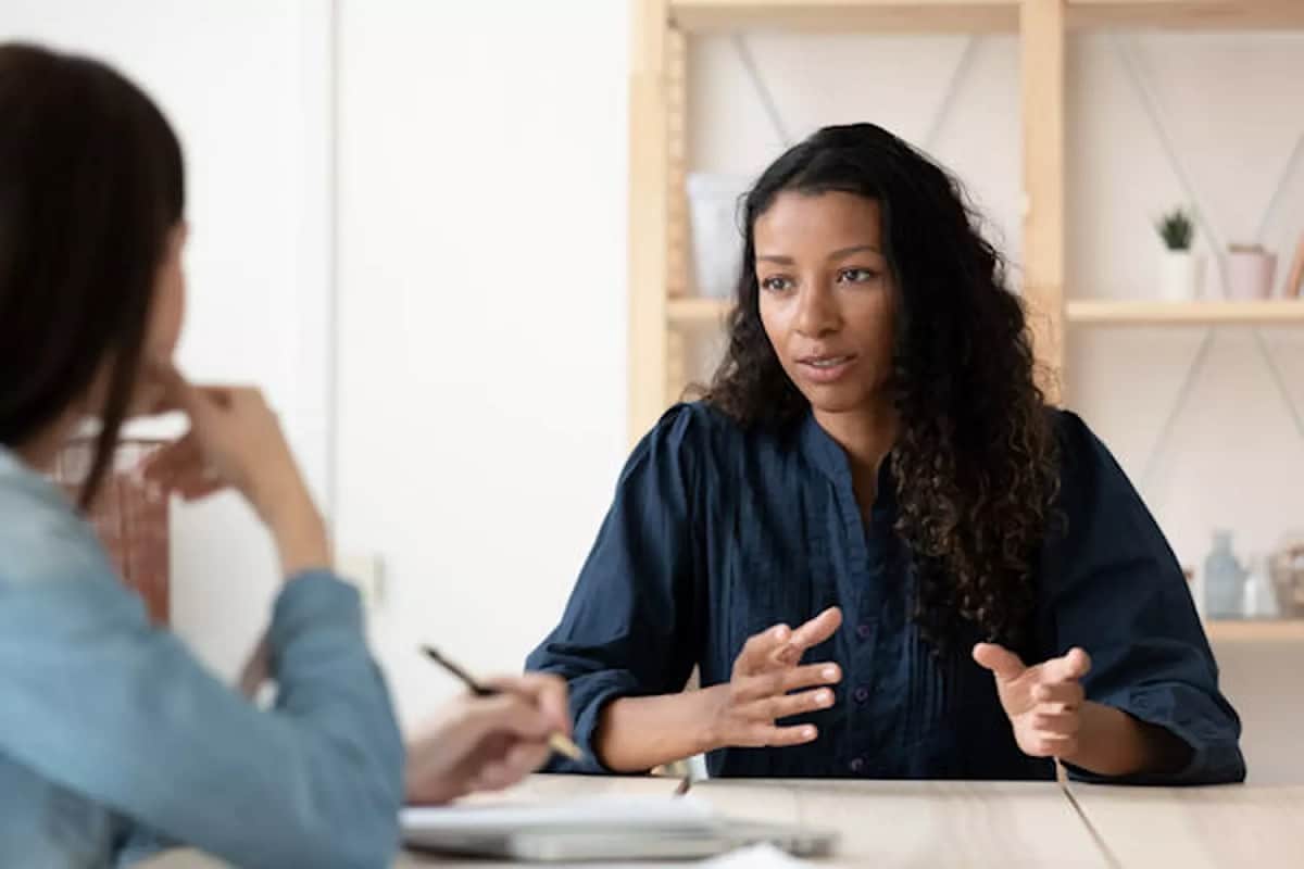 Le 5 domande da porre durante un colloquio di lavoro che ti faranno brillare agli occhi di un reclutatore