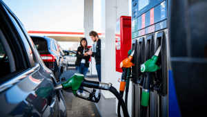 Benzina, quando i rincari alla pompa non sono giustificati