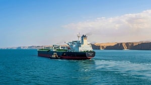 Chiusura di Hormuz: danni a lungo termine per il Golfo Persico