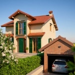 La casa che tutti vogliono: una villetta bifamiliare da 60.000 euro con giardino e garage