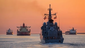Iran, Hormuz e il prezzo del rischio permanente