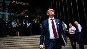 Effetto Orcel: UniCredit diventa una macchina da utili senza precedenti