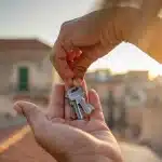 Sicilia, casa vista mare che azzera l'affitto: prezzi e zone da non perdere